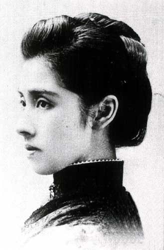 陸奥亮子（睦奥宗光の妻、鹿鳴館の華）
