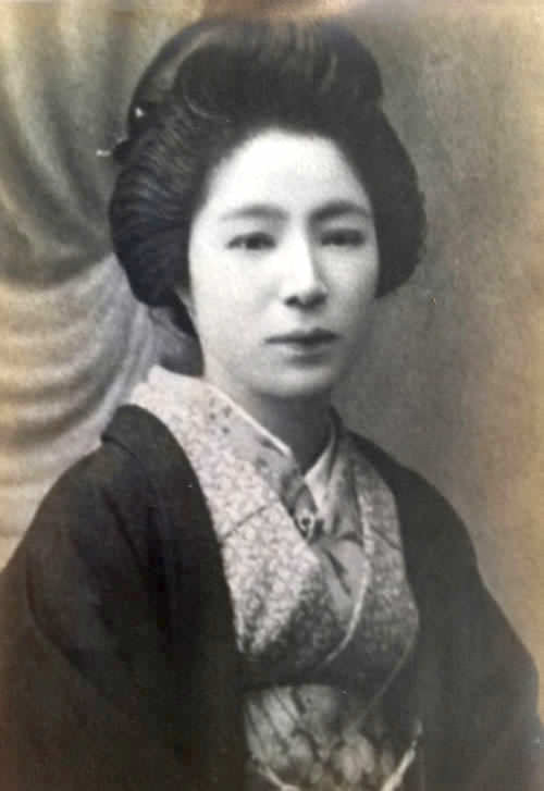 田澤稲舟