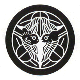 上杉謙信の家紋（竹に二羽飛び雀（上杉笹））